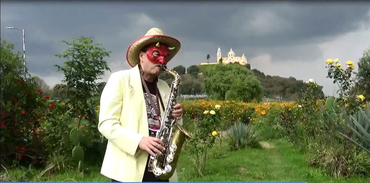 Recuérdame (Coco) con Saxofón - Día de Muertos en Cholula y Puebla / México -- www.jazz-digestivo.org